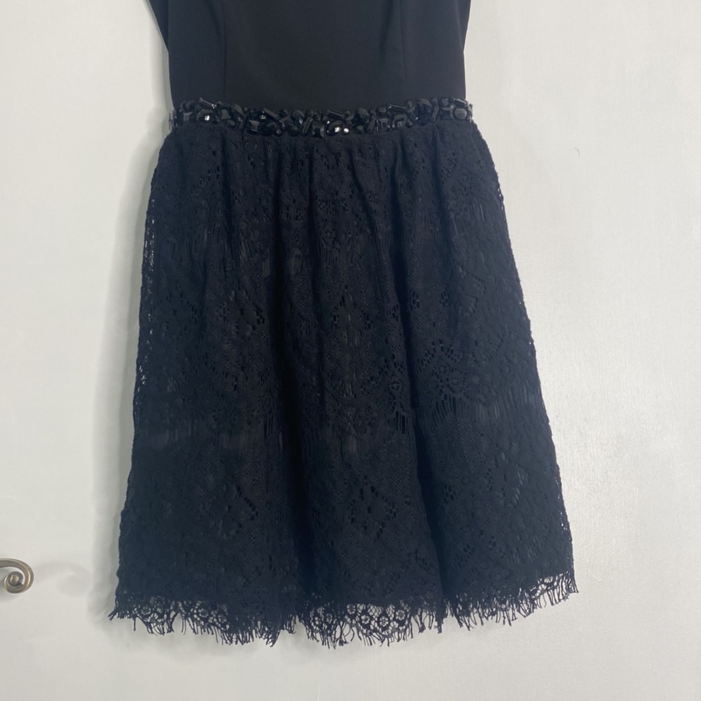 AYLA BLACK LACE JEWELED SLEEVELESS DRESS SIZE SMALL - Picture 4 of 9